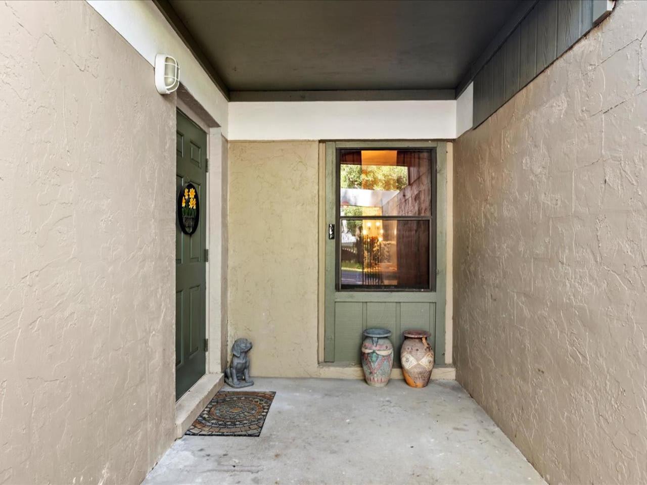 Artist'S Tower Townhome Just Renovated W Loft Gainesville Exterior foto